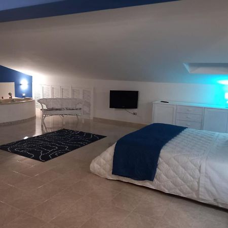 Wendy House Apartament Барі Екстер'єр фото