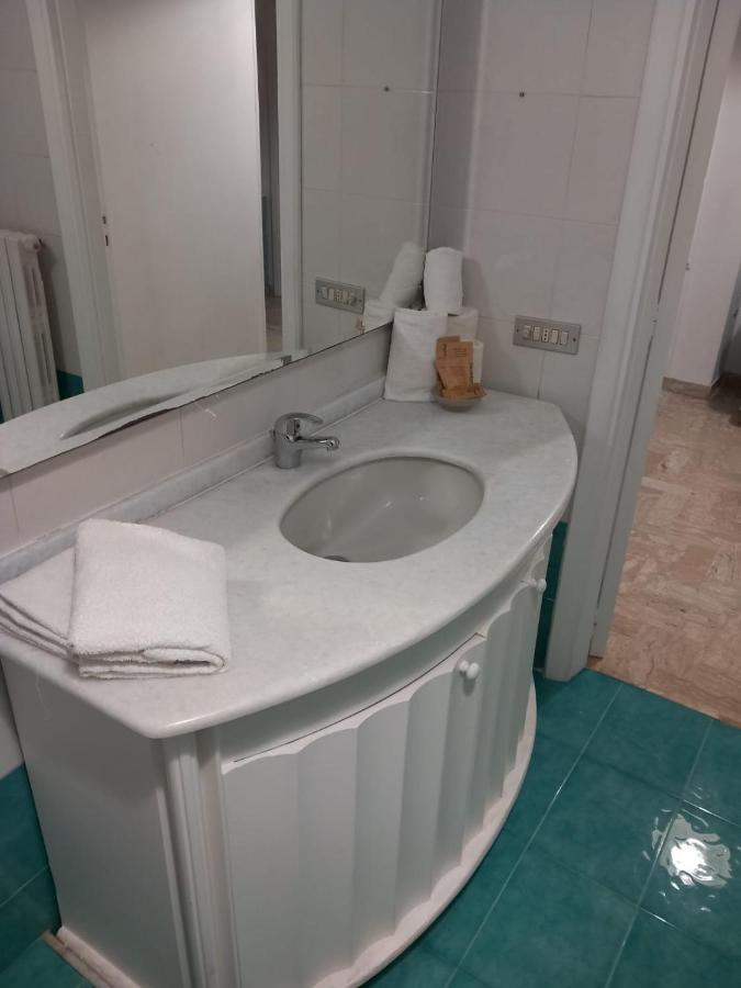 Wendy House Apartament Барі Екстер'єр фото