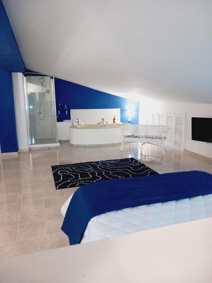 Wendy House Apartament Барі Екстер'єр фото