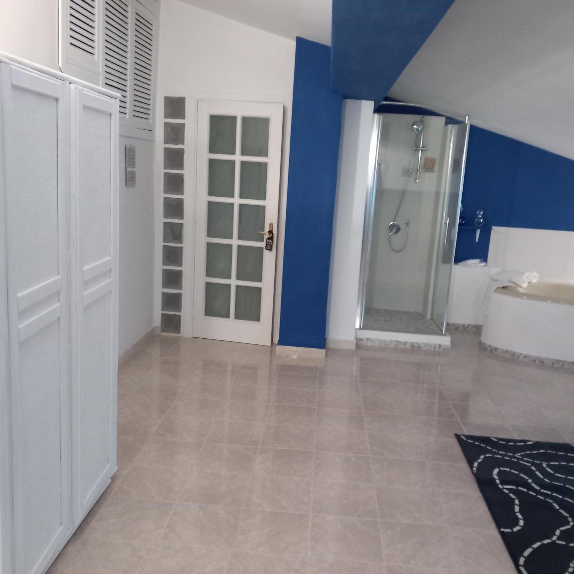 Wendy House Apartament Барі Номер фото